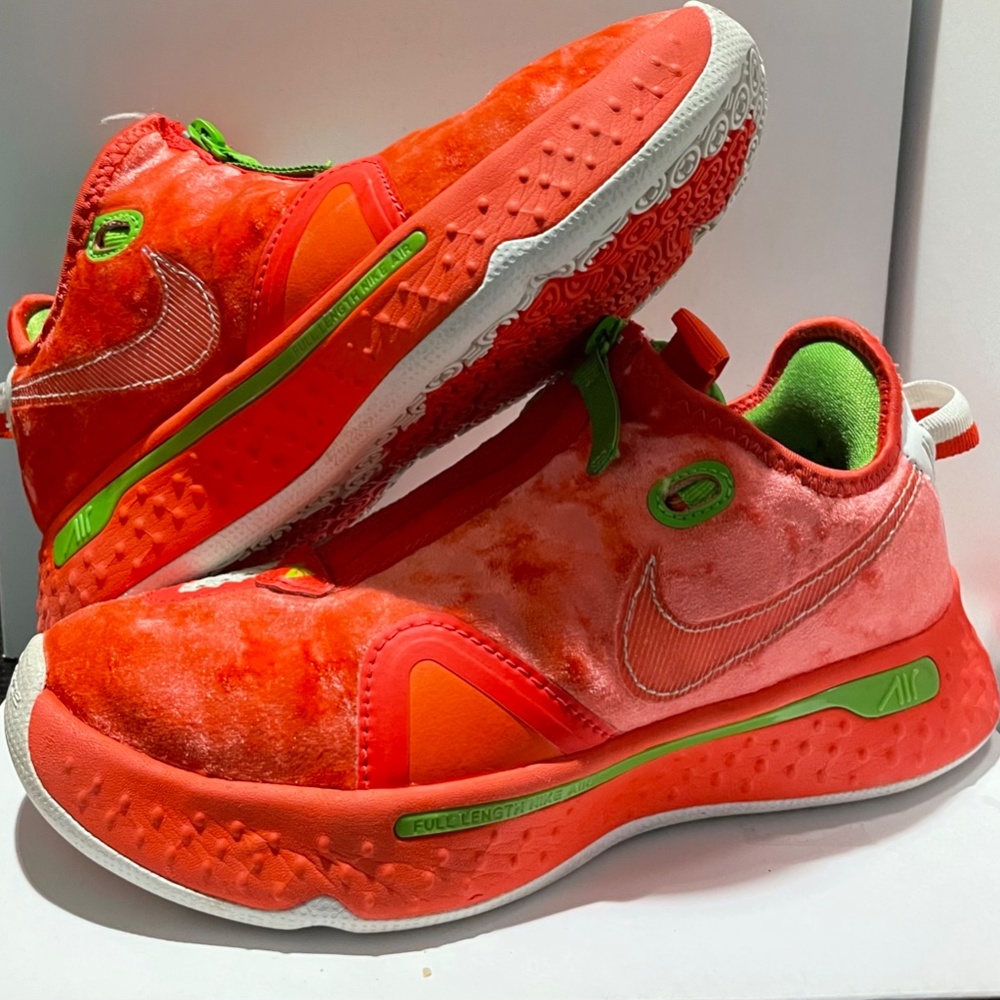 Nike Paul George 4 "Christmas" Size Y5